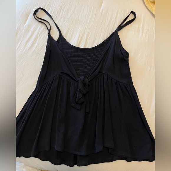 NWT Black Flowy Tank Top - Picture 2 of 5
